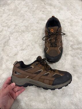 Merrell Men’s Moab 2 Low Lace Waterproof hiking Shoes